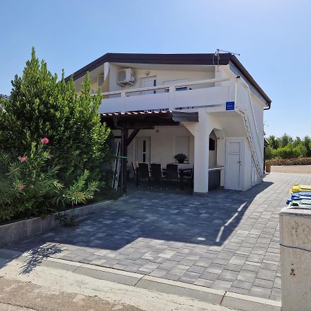 Apartmani Deak Вир Екстериор снимка