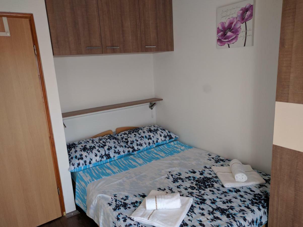 Apartmani Deak Вир Екстериор снимка